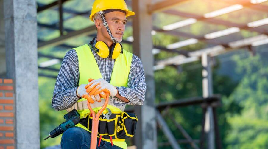 Professional gutter cleaning in Troy Grove, IL